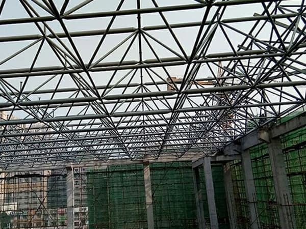 余姚螺栓球网架工程报价